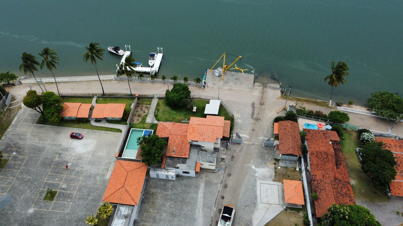 Vista aérea vertical da Marina Caiçara