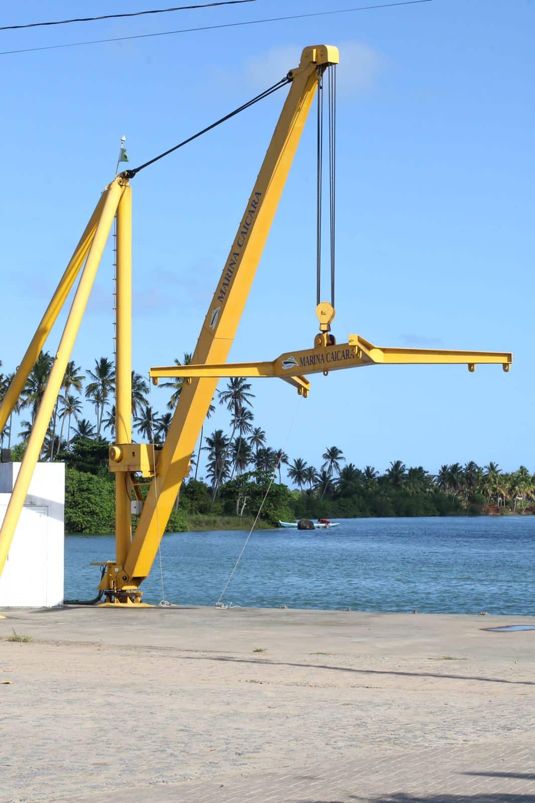 Transporte e acesso à lagoa na Marina Caiçara