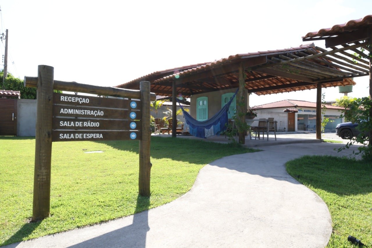 Sinalização interna da Marina Caiçara
